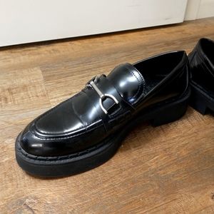 ✨ Zara ✨ loafers